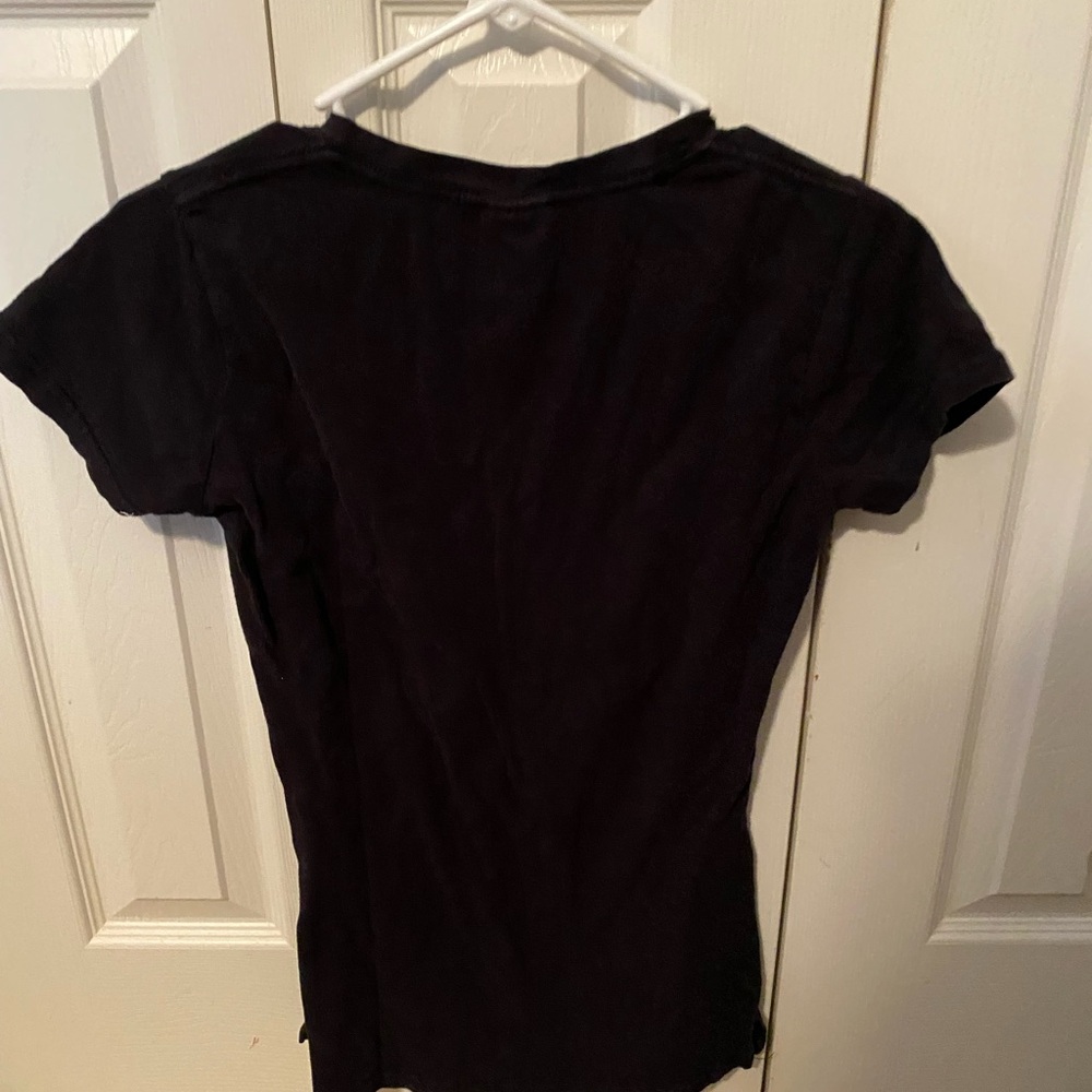🧡LAST CHANCE🧡 
NYC Black Tee with Red Heart - Picture 2 of 3